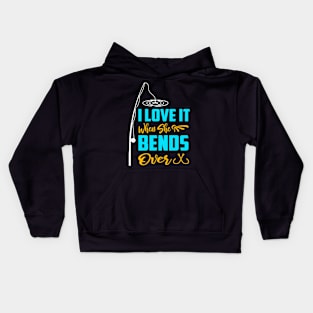 I Love It When She Bends Over Kids Hoodie